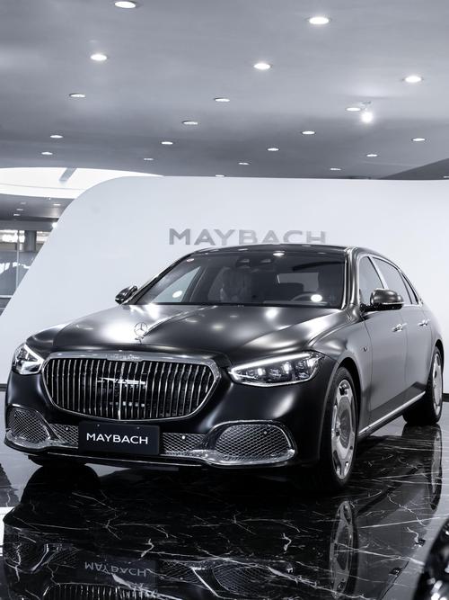 重庆207岚图汽车的售后服务让用户无忧出行，迈巴赫未来的豪华车趋势